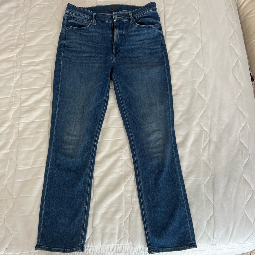 Size 28 MOTHER “mid rise dazzler ankle”